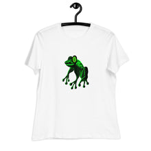 Load image into Gallery viewer, Women's Relaxed Green Frog T-Shirt